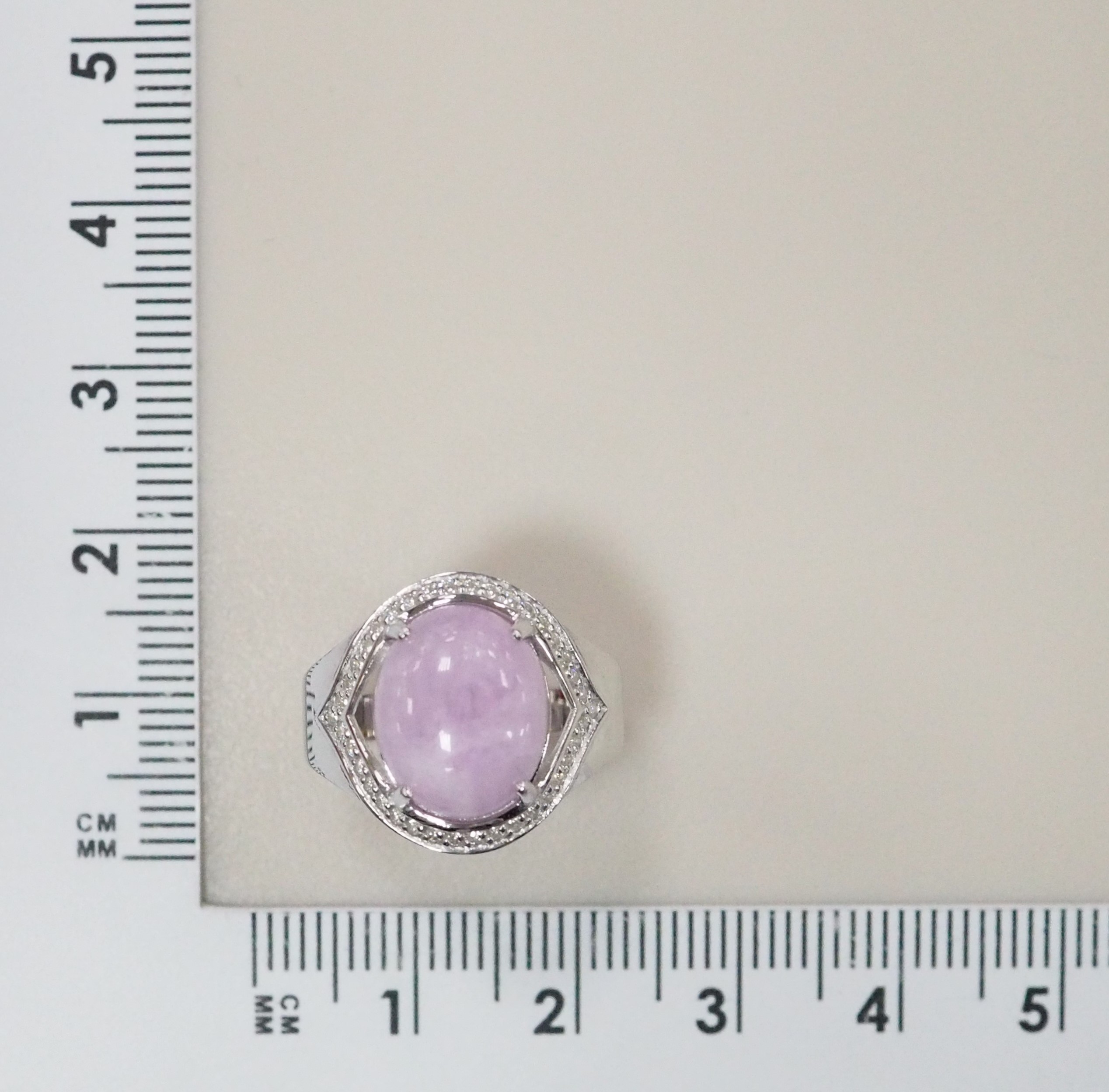 Серебряное кольцо с кунцитом
